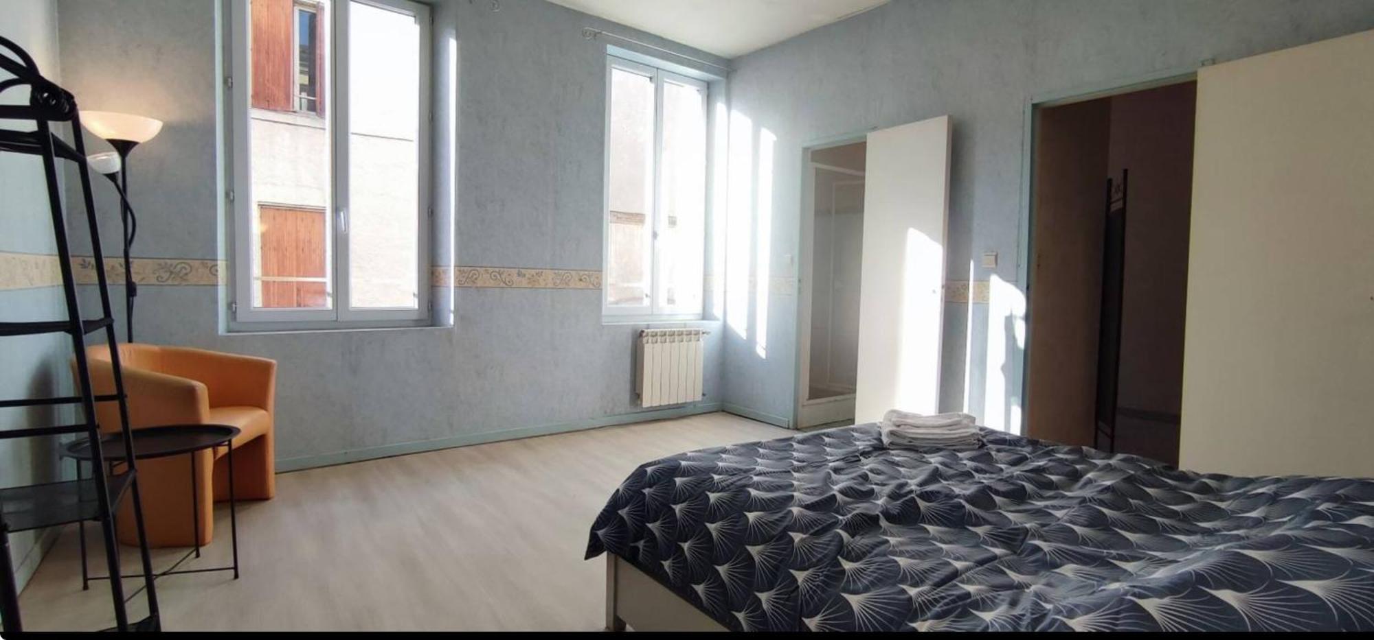 Appartement Duplex Spacieux En Hypercentre Avec Garage Prive Agen