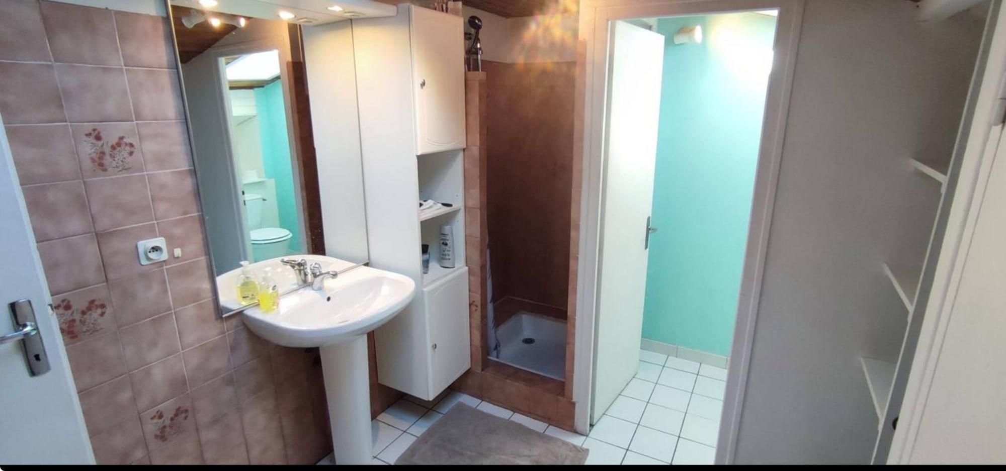 Appartement Duplex Spacieux En Hypercentre Avec Garage Prive *